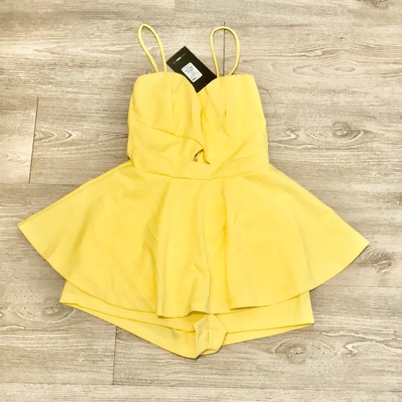 NWT Fashion Nova Romper - Picture 7 of 8